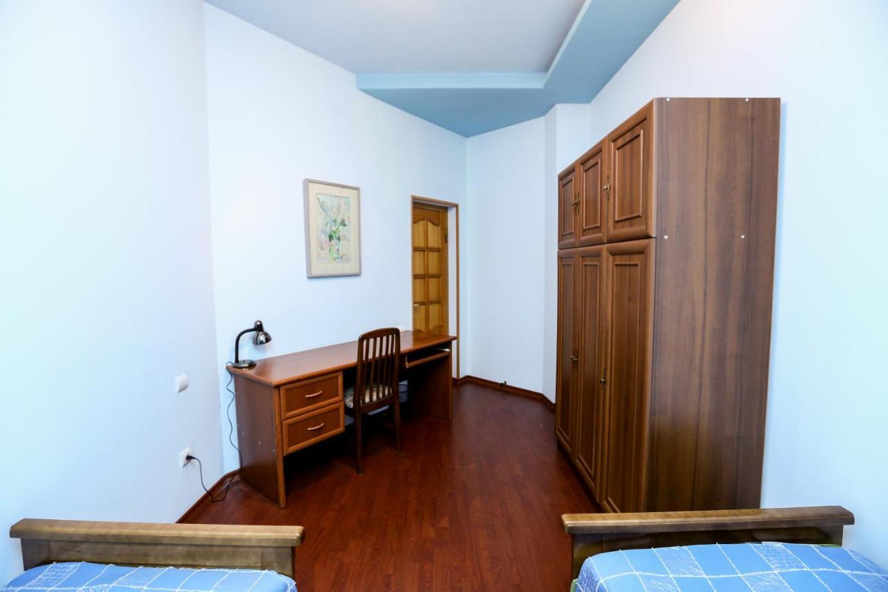 Apartment #1 In The City Center يريفان المظهر الخارجي الصورة